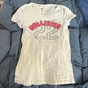 Heather grey hollister graphic tee size small